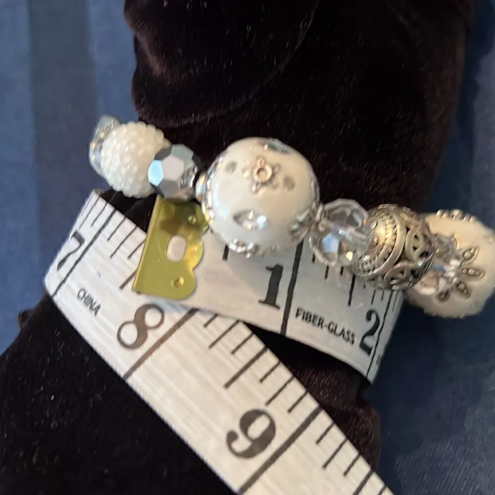 NWT Angelas Designs handmade White silver clear beaded stretch bracelet